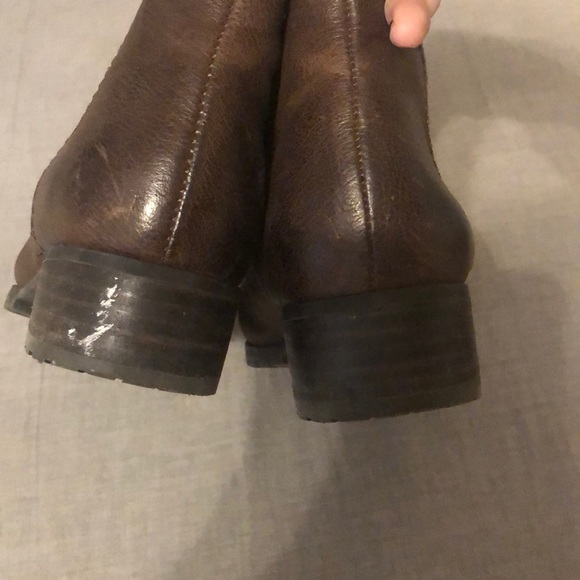 Boots - Picture 3 of 4